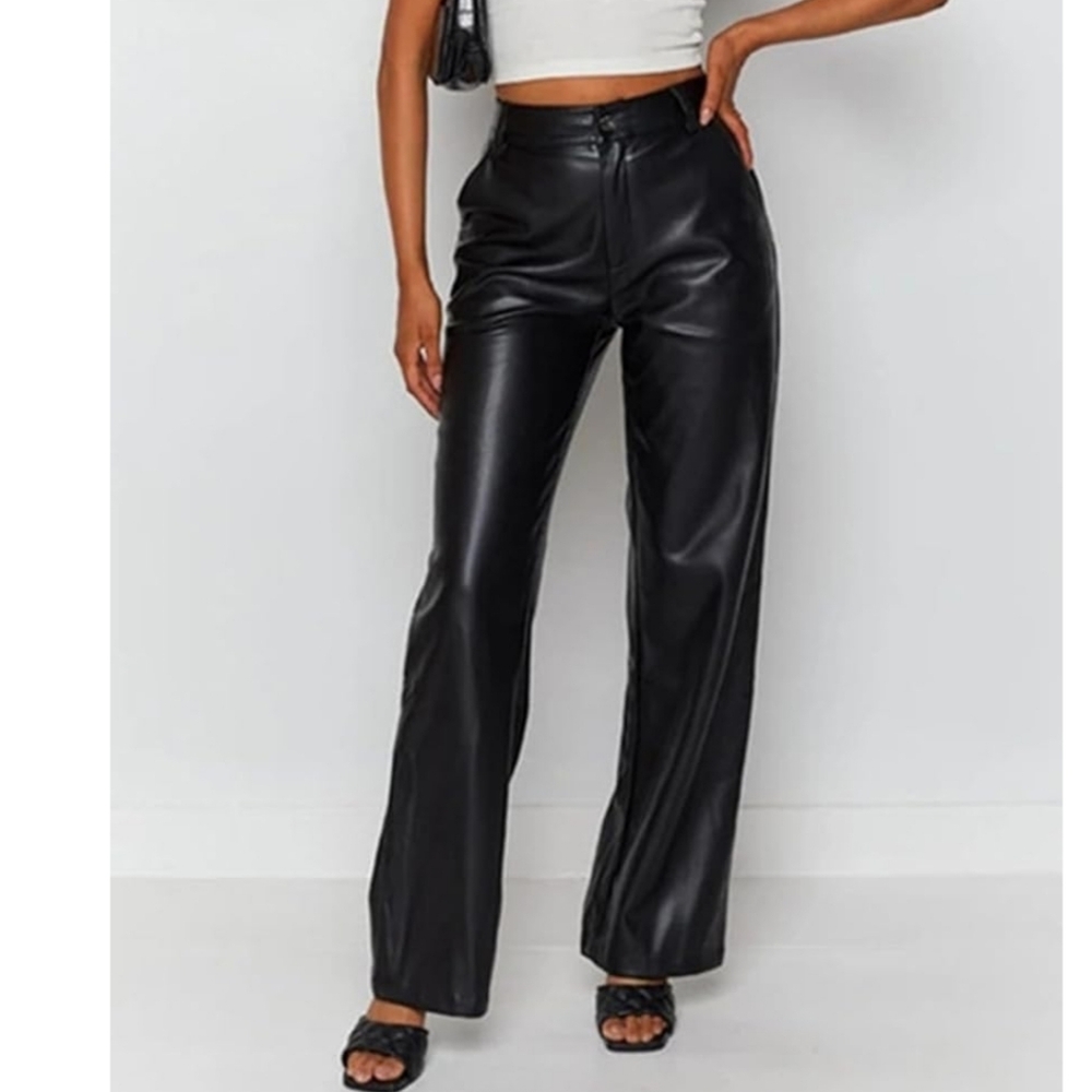 NWT H&M Classic Black Straigh Leg Faux Leather Women's Pants Size 16
